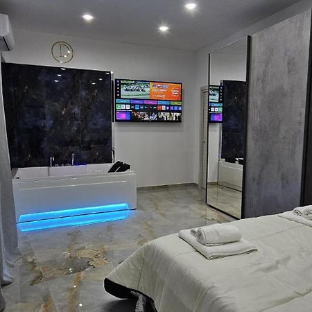 Da Tonino Luxury Apartments 那不勒斯 外观 照片