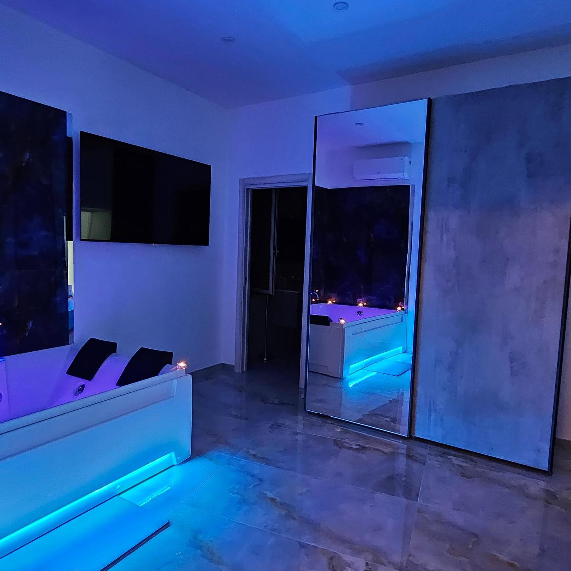 Da Tonino Luxury Apartments 那不勒斯 外观 照片