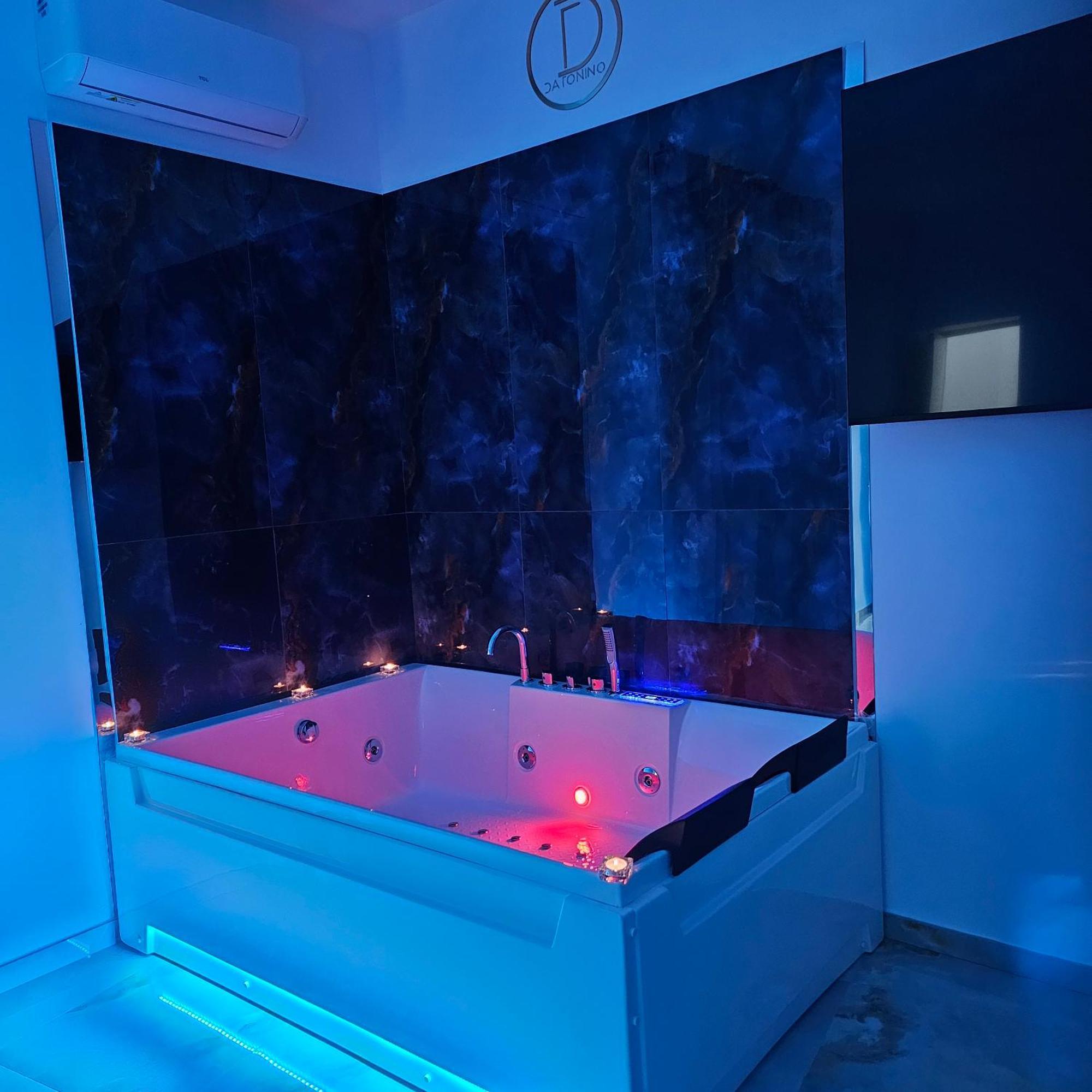 Da Tonino Luxury Apartments 那不勒斯 外观 照片