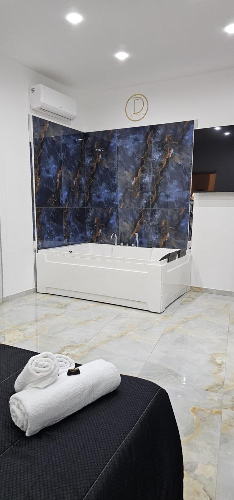 Da Tonino Luxury Apartments 那不勒斯 外观 照片