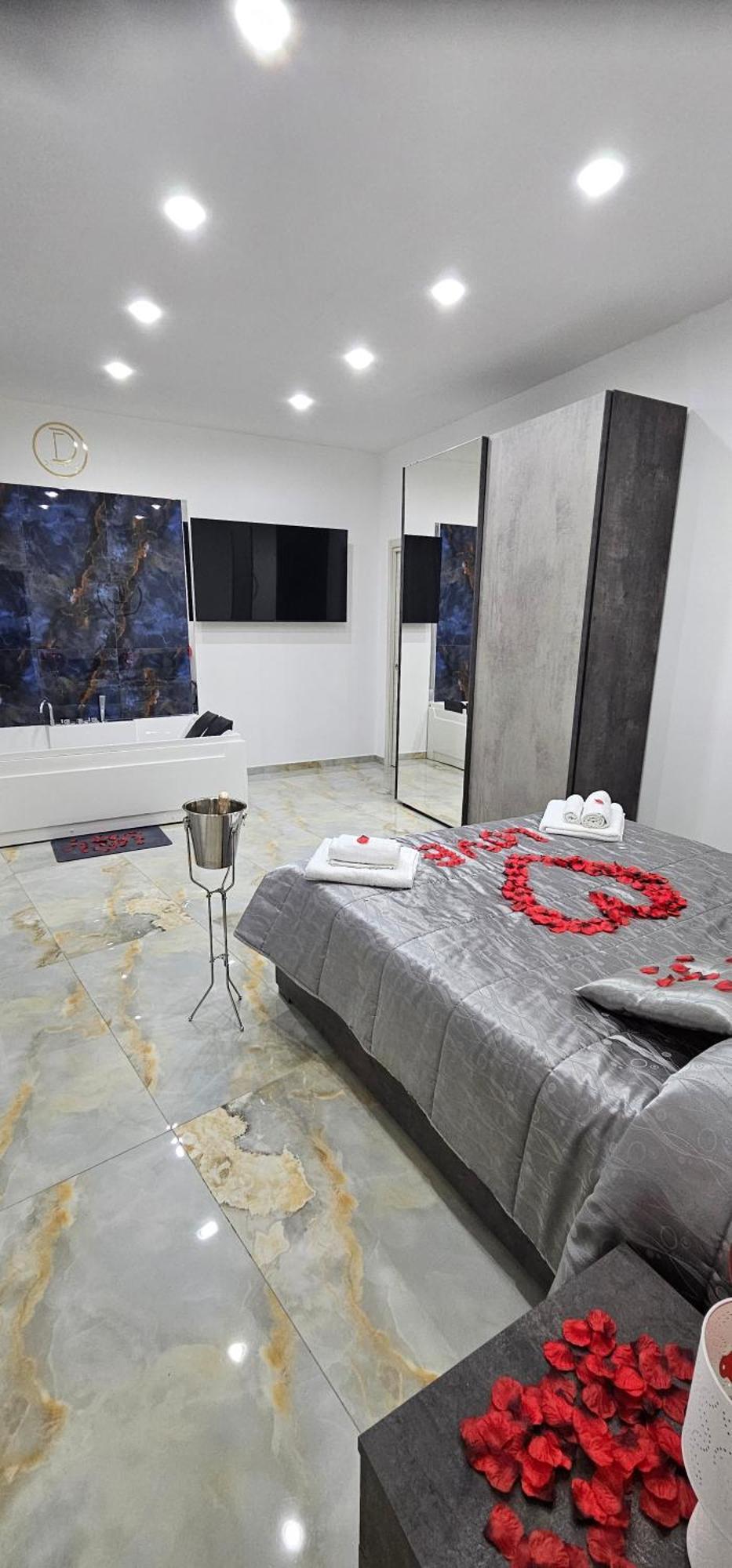 Da Tonino Luxury Apartments 那不勒斯 外观 照片