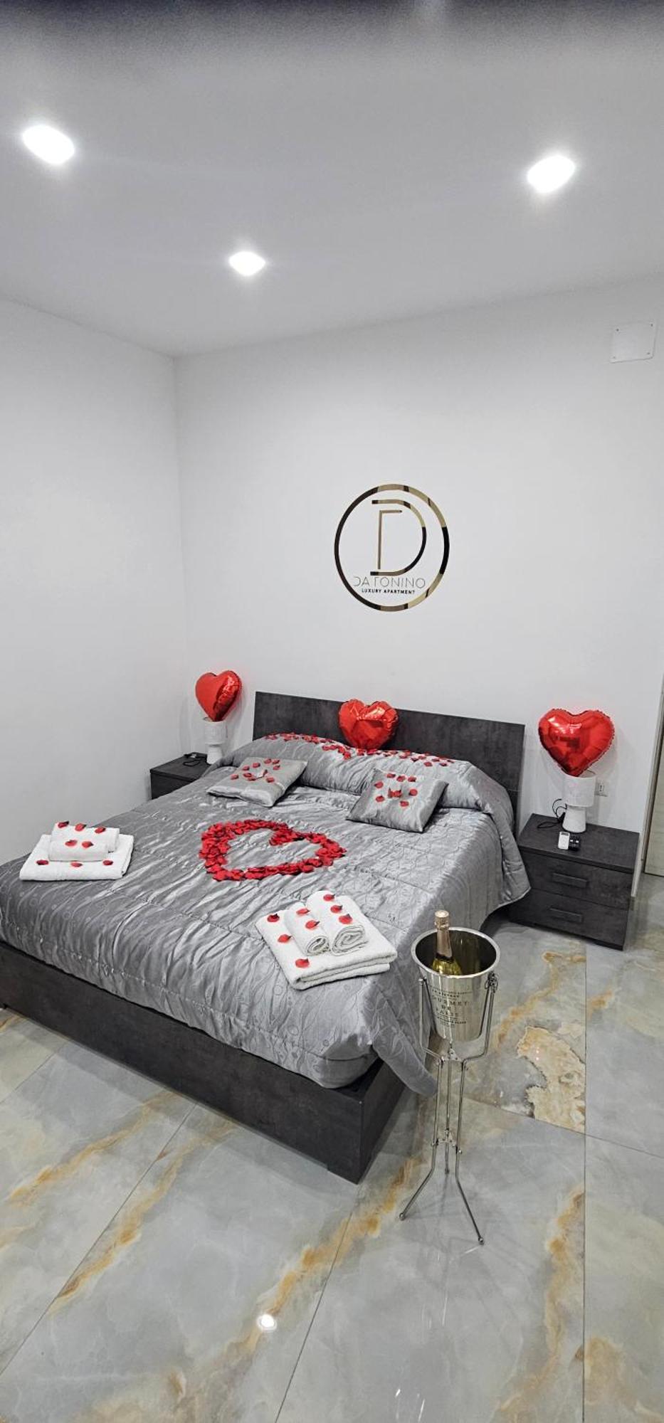 Da Tonino Luxury Apartments 那不勒斯 外观 照片